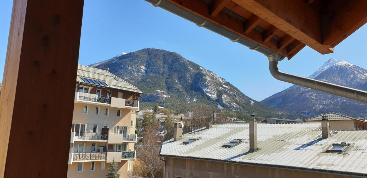 Joli T2 + Coin Montagne + Garage Apartment Briancon  Ngoại thất bức ảnh