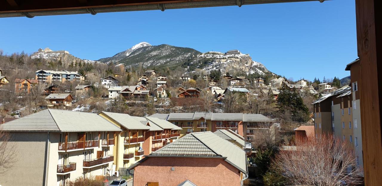 Joli T2 + Coin Montagne + Garage Apartment Briancon  Ngoại thất bức ảnh